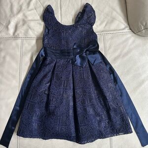Girls Iris & Ivy Navy Lace Formal Dress with Bow, Size 5